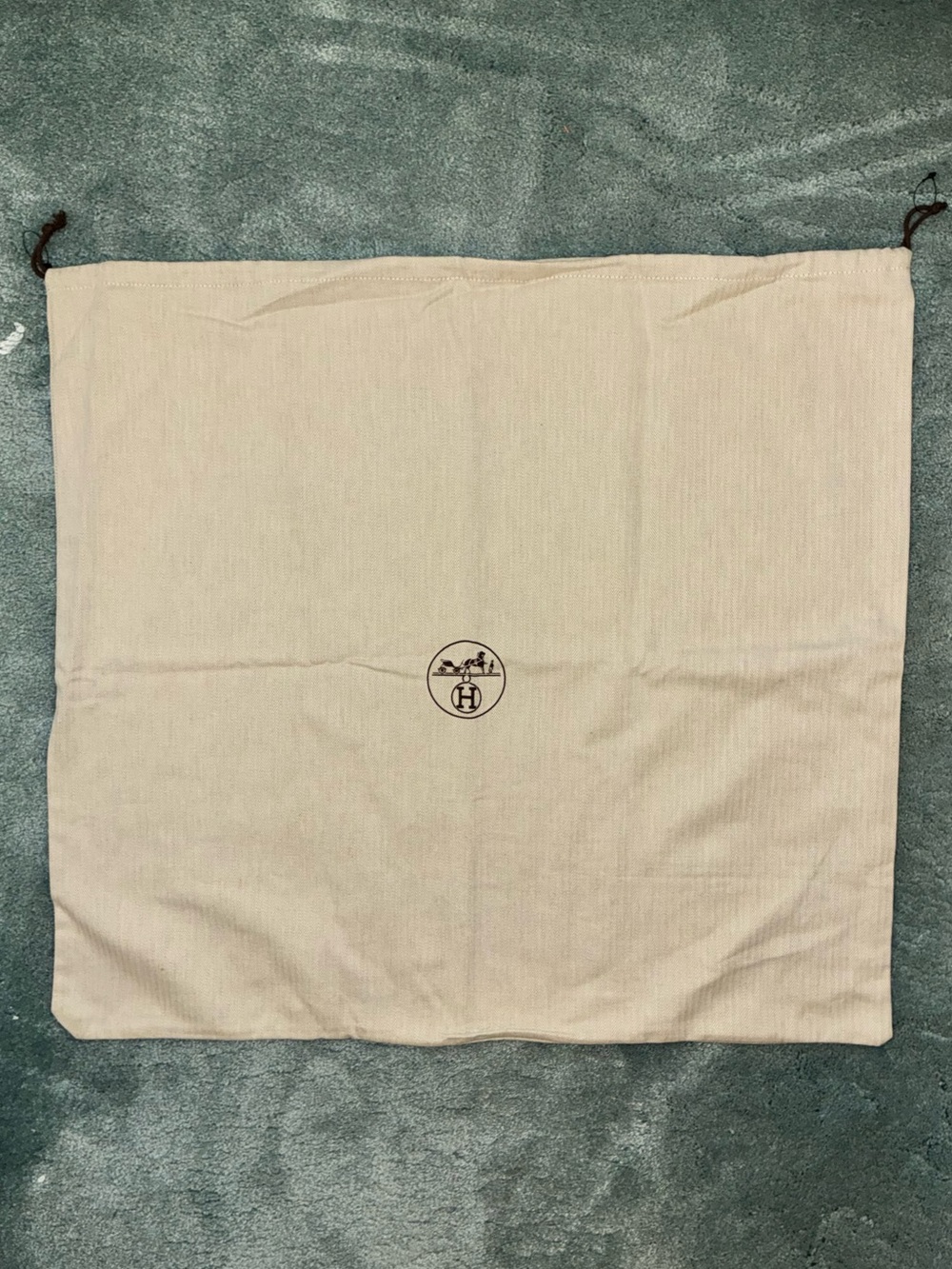 Large Hermes dust bag for large handbag or small luggage.
